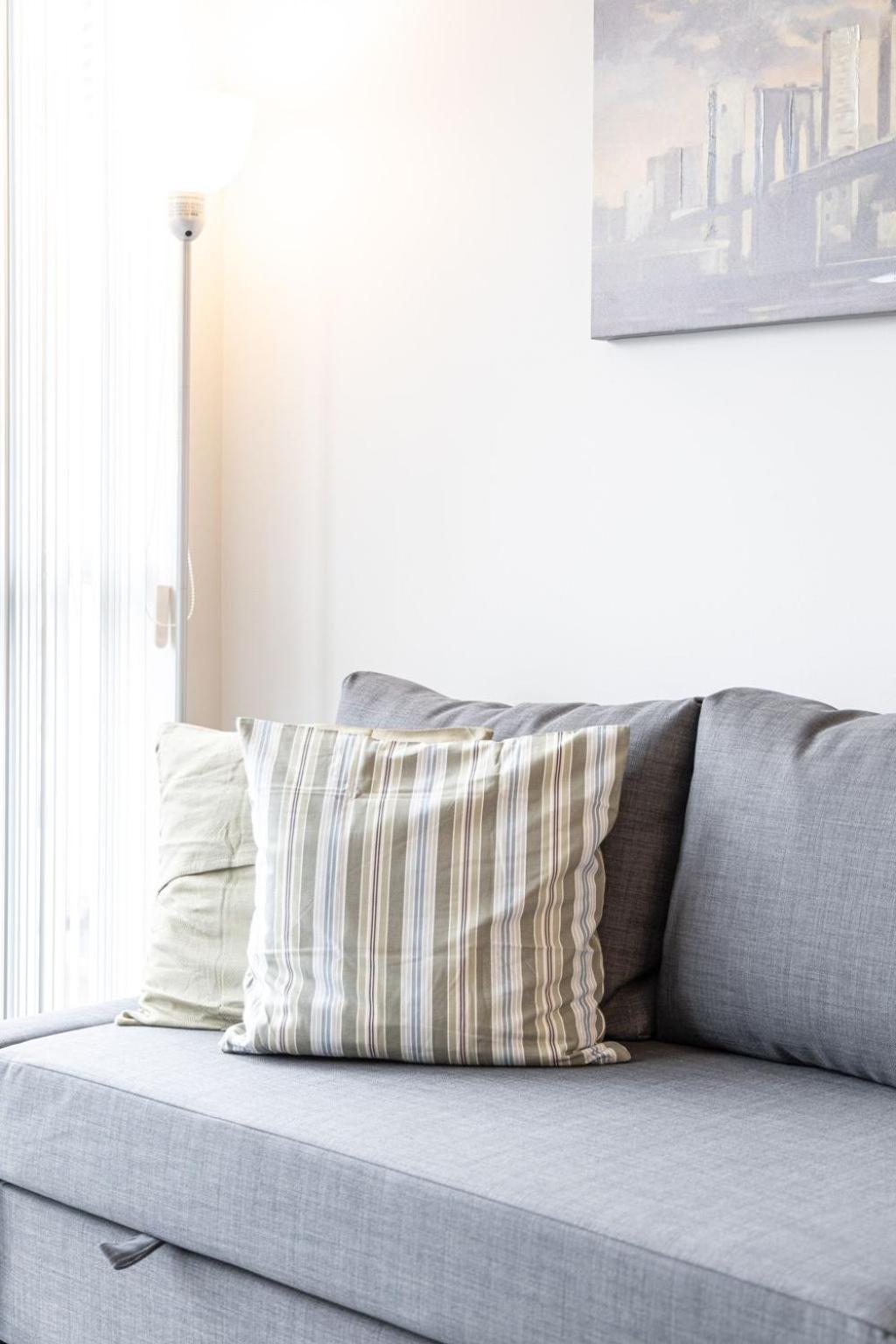 Dwtn Condo Near Cn Tower! W/ Free Parking Toronto Exteriör bild