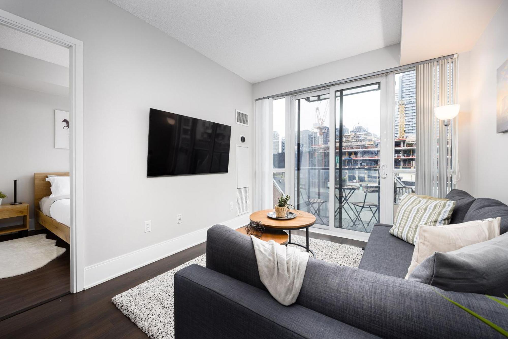 Dwtn Condo Near Cn Tower! W/ Free Parking Toronto Exteriör bild